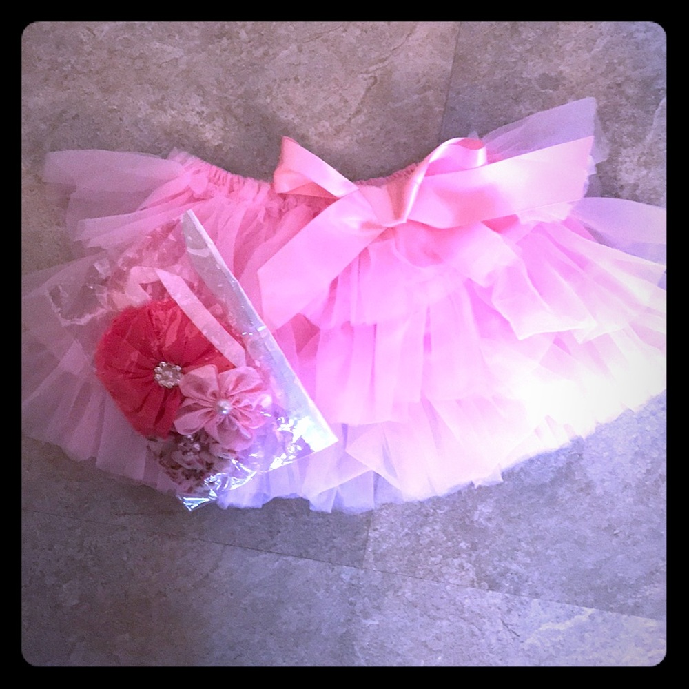 NWOT Pink infant Toddlers Tutu and headband